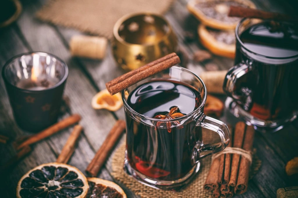 Faire du vin chaud aux épices